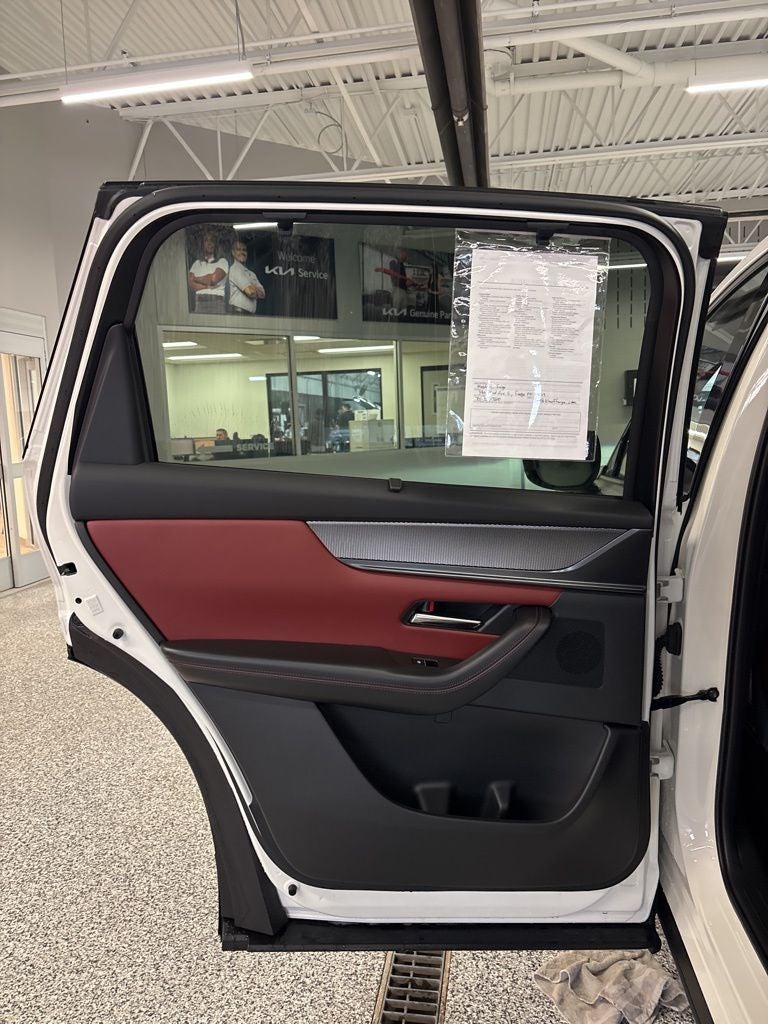 2025 Mazda Mazda CX-70 PHEV Premium Plus