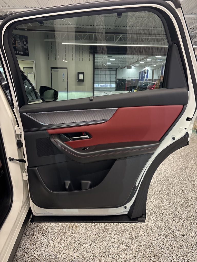 2025 Mazda Mazda CX-70 PHEV Premium Plus