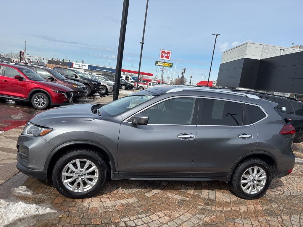 2020 Nissan Rogue SV