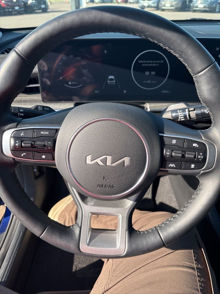 2025 Kia K5 EX