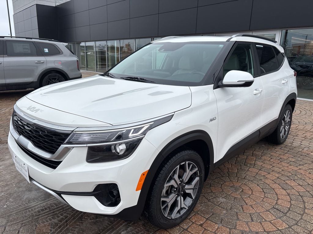 2023 Kia Seltos EX