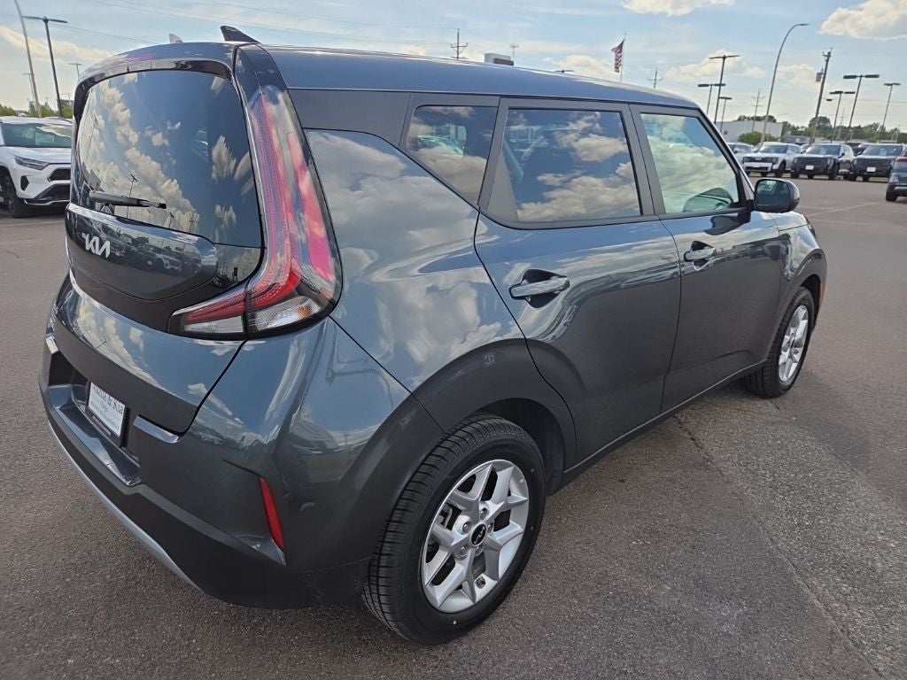 2025 Kia Soul LX