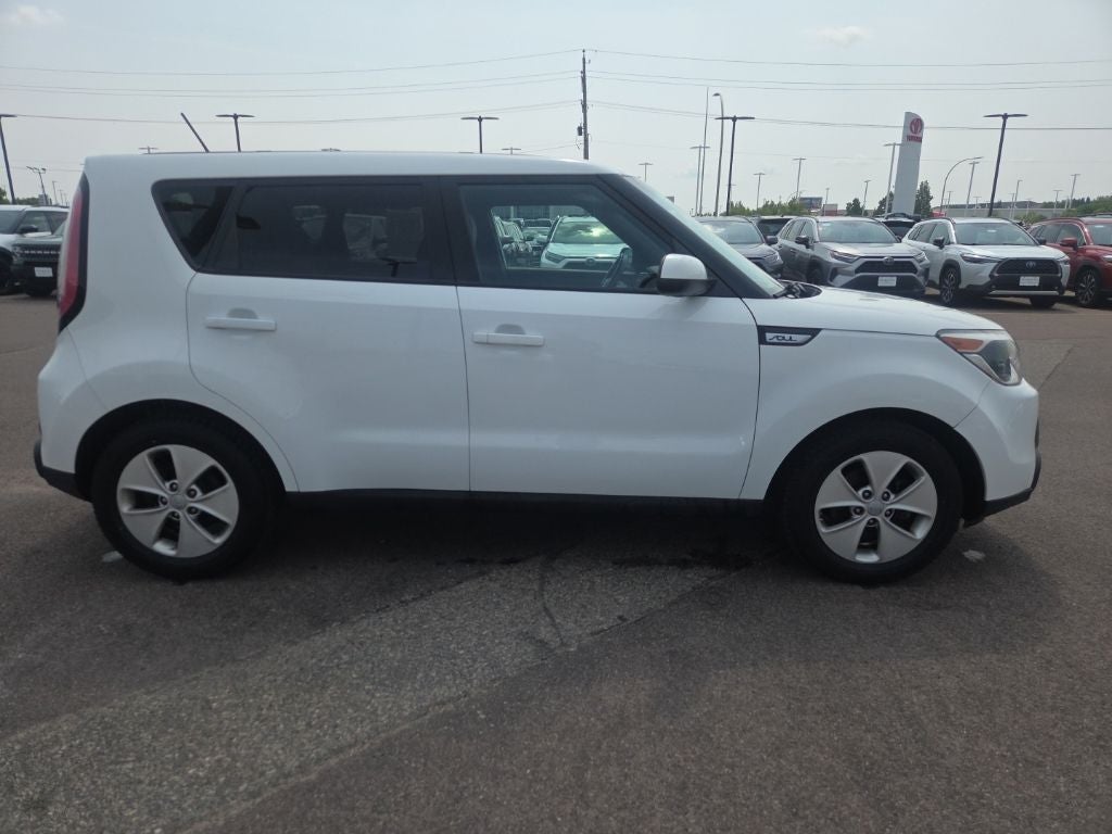 2016 Kia Soul Base