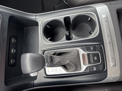 2023 Kia Carnival LX