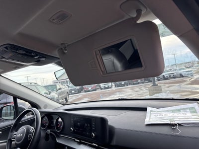 2023 Kia Carnival LX