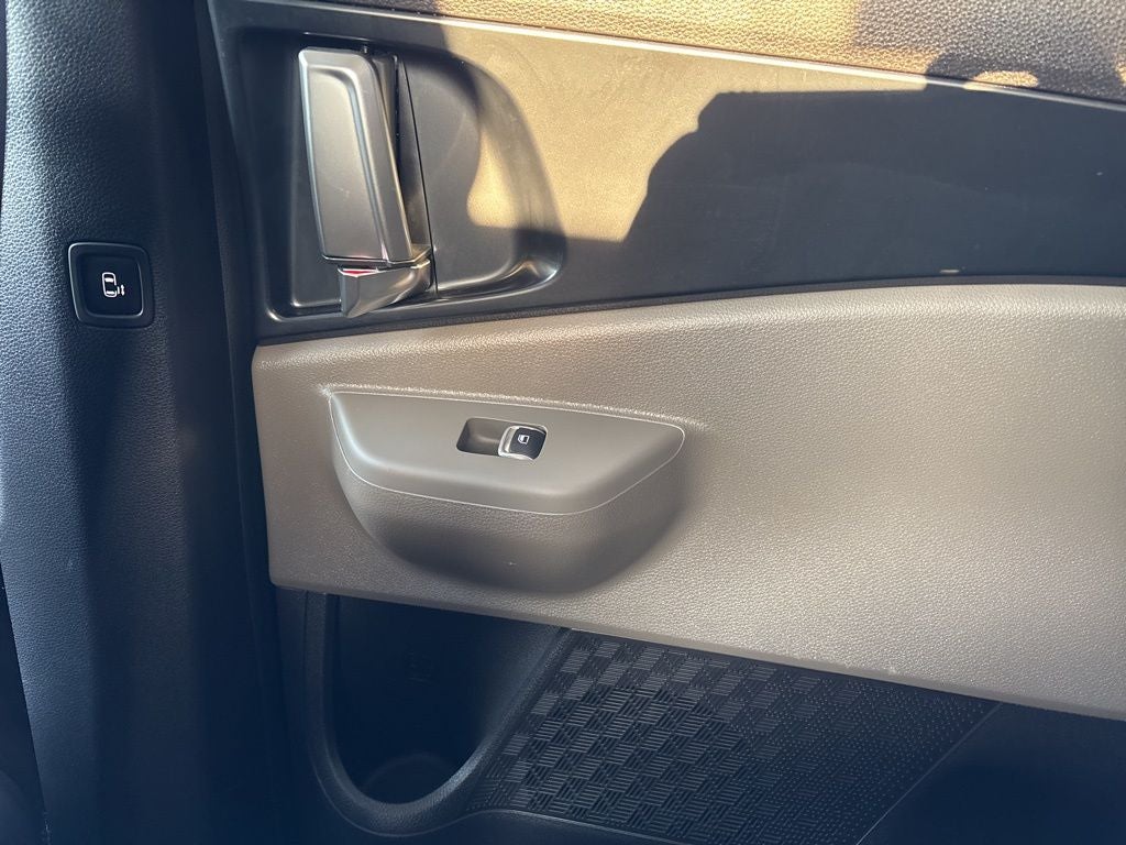 2025 Kia Carnival Hybrid LXS