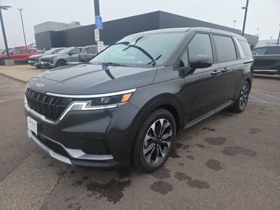 2024 Kia Carnival EX