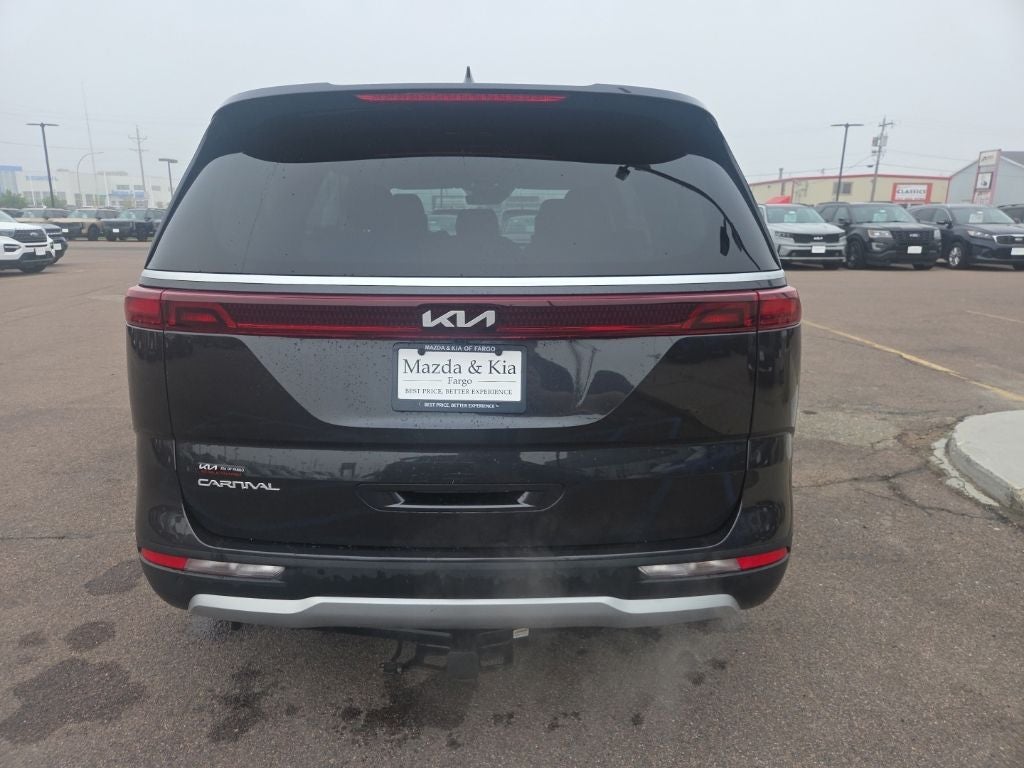 2024 Kia Carnival EX