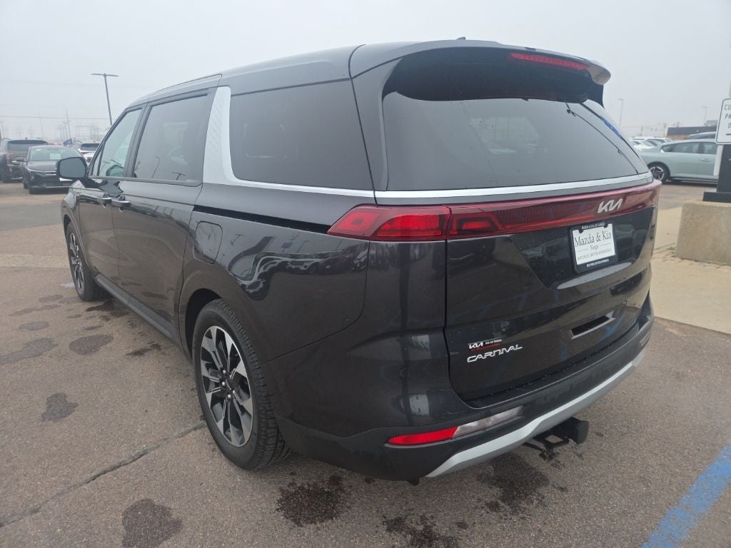 2024 Kia Carnival EX
