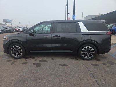 2024 Kia Carnival EX