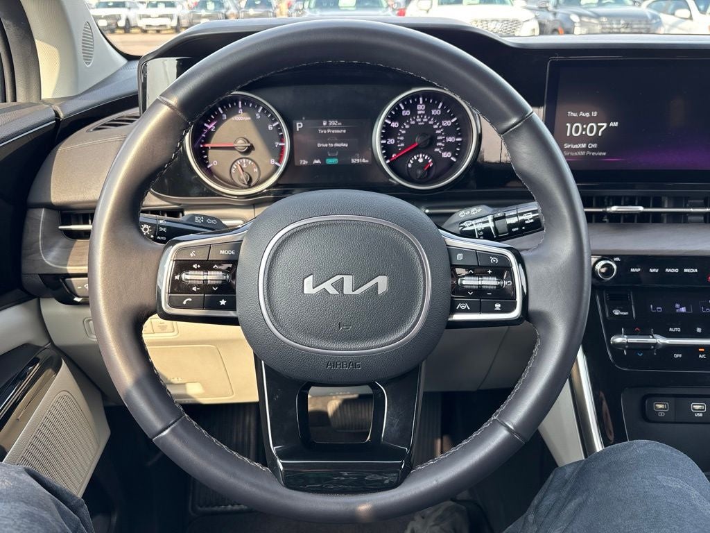 2024 Kia Carnival EX