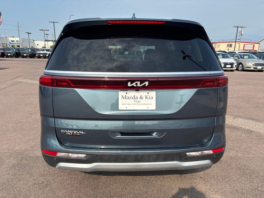 2024 Kia Carnival EX