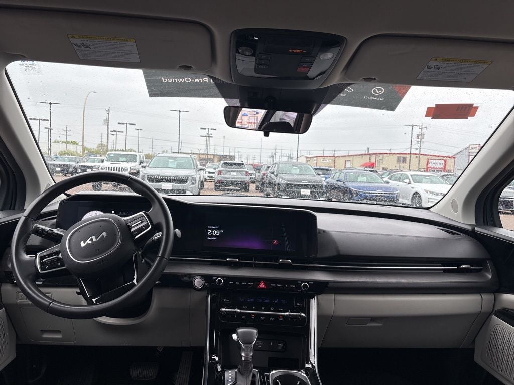 2024 Kia Carnival SX