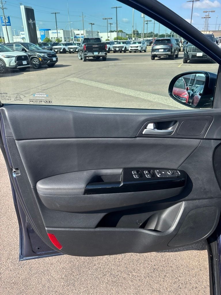 2022 Kia Sportage Nightfall