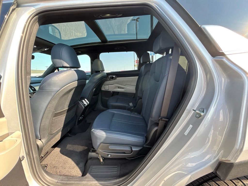 2023 Kia Sorento Plug-In Hybrid SX Prestige