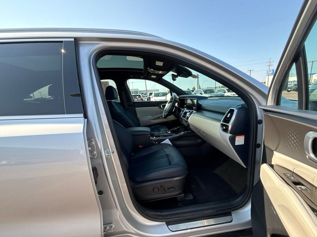2023 Kia Sorento Plug-In Hybrid SX Prestige
