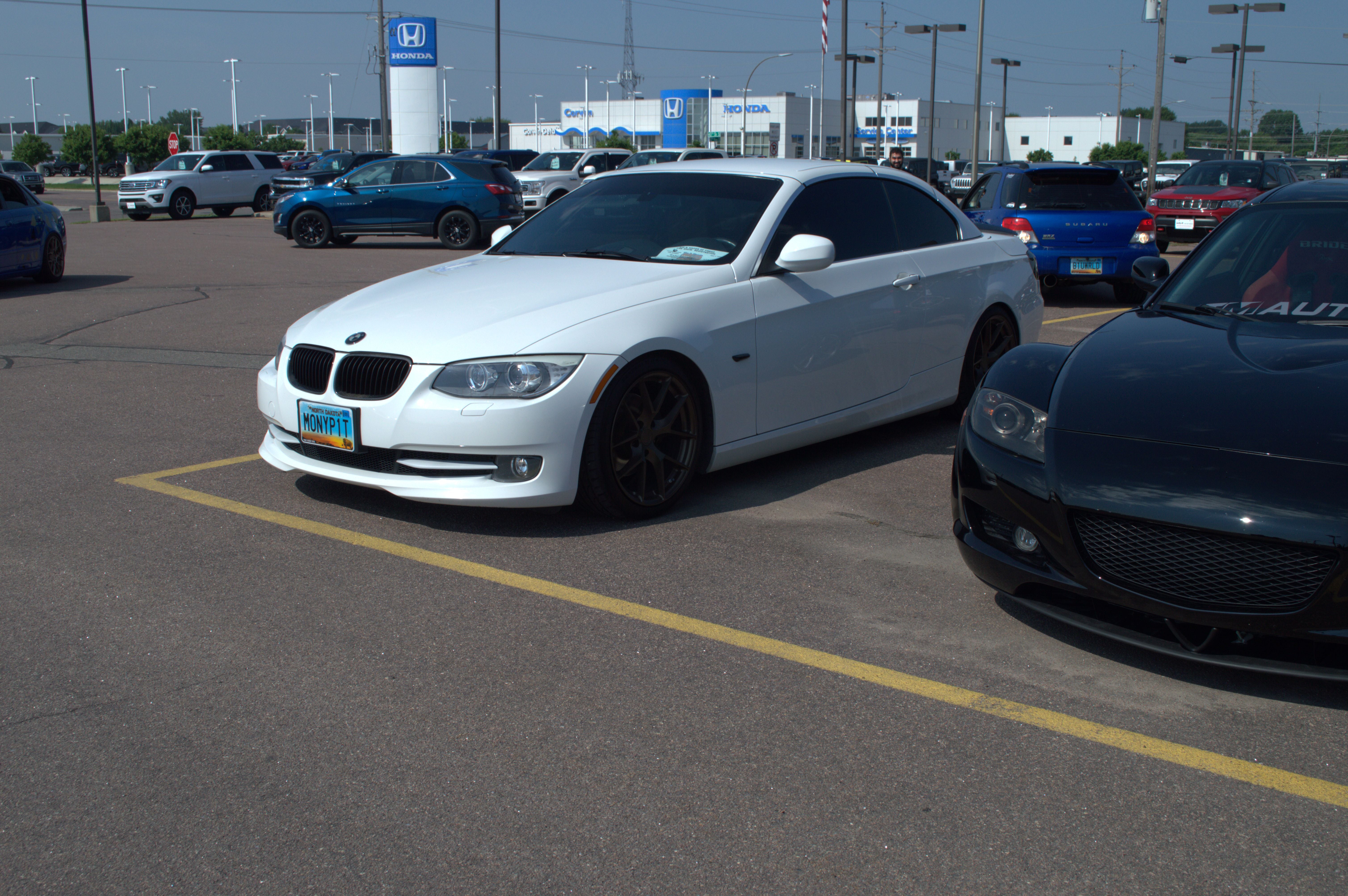 Mazda Kia Fargo Car Show Photo